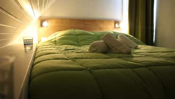 Individually decorated, individually furnished, bed sheets