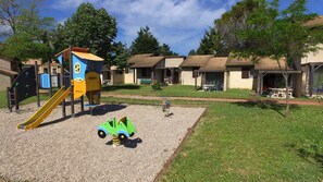 Children's play area - outdoor - VVF Sud Vercors, Die (Die)