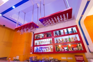 Bar (on property) - Ginger Pondicherry (Puducherry)