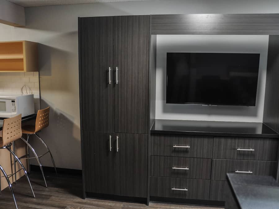 Studio Suite, 2 Tempat Tidur Double | Meja kerja, setrika/meja setrika, Wi-Fi gratis, dan seprai linen