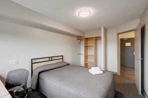 Suite, 2 kamar tidur | 2 kamar tidur, meja kerja, dan ruang kerja ramah laptop