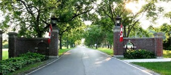 Residence and Conference Centre – King City