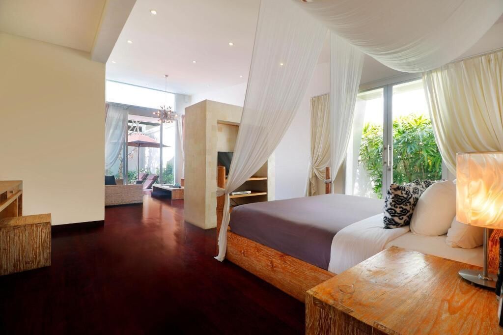 1 bedroom, premium bedding, minibar, in-room safe