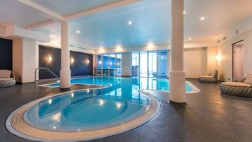 Tina de hidromasaje interior