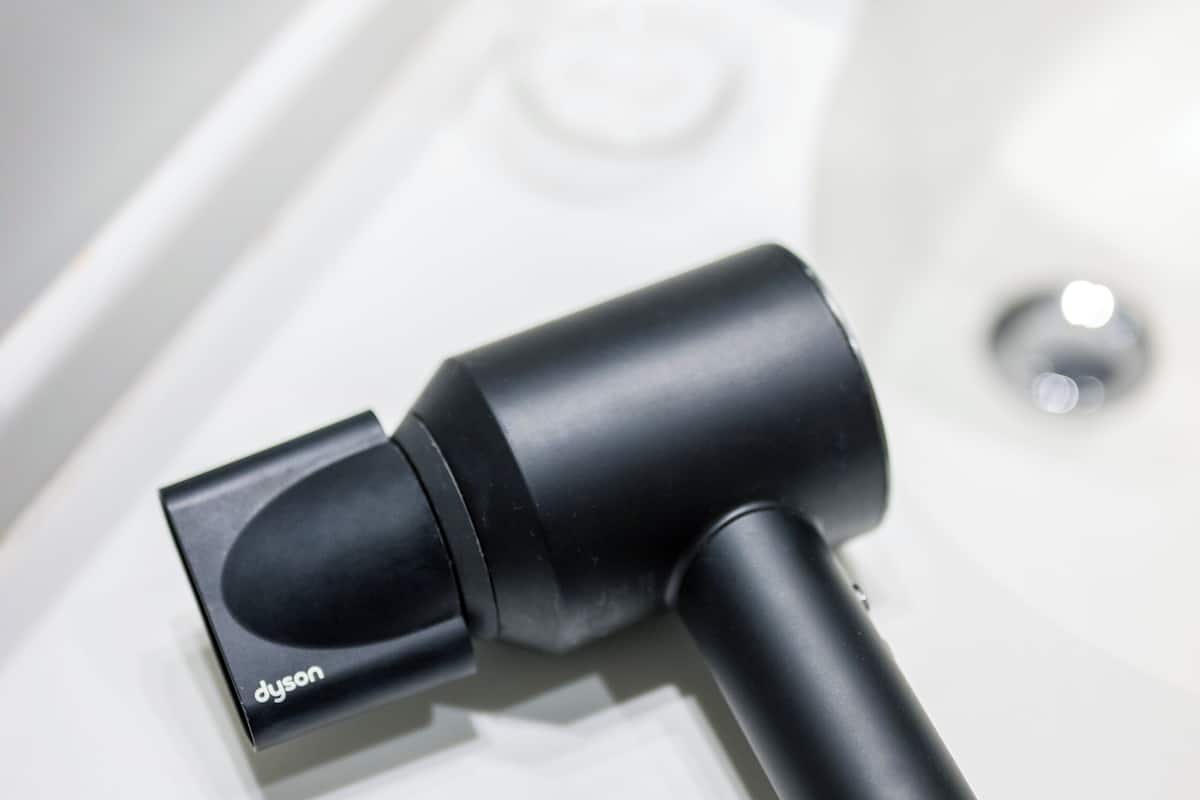 shower, hair dryer, bathrobes, slippers