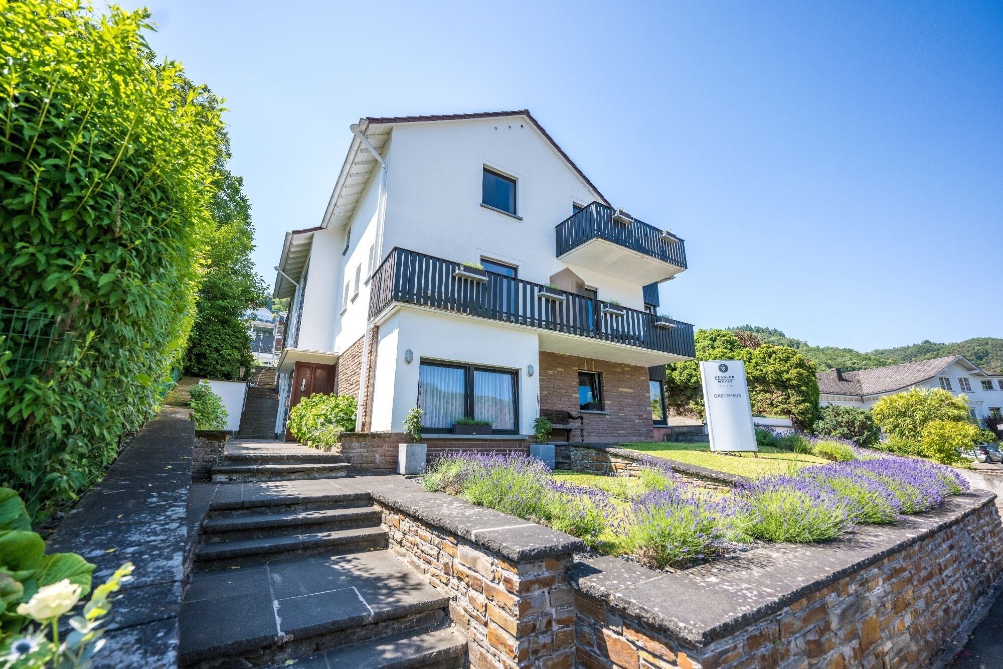 1 bedroom, hypo-allergenic bedding, minibar, in-room safe