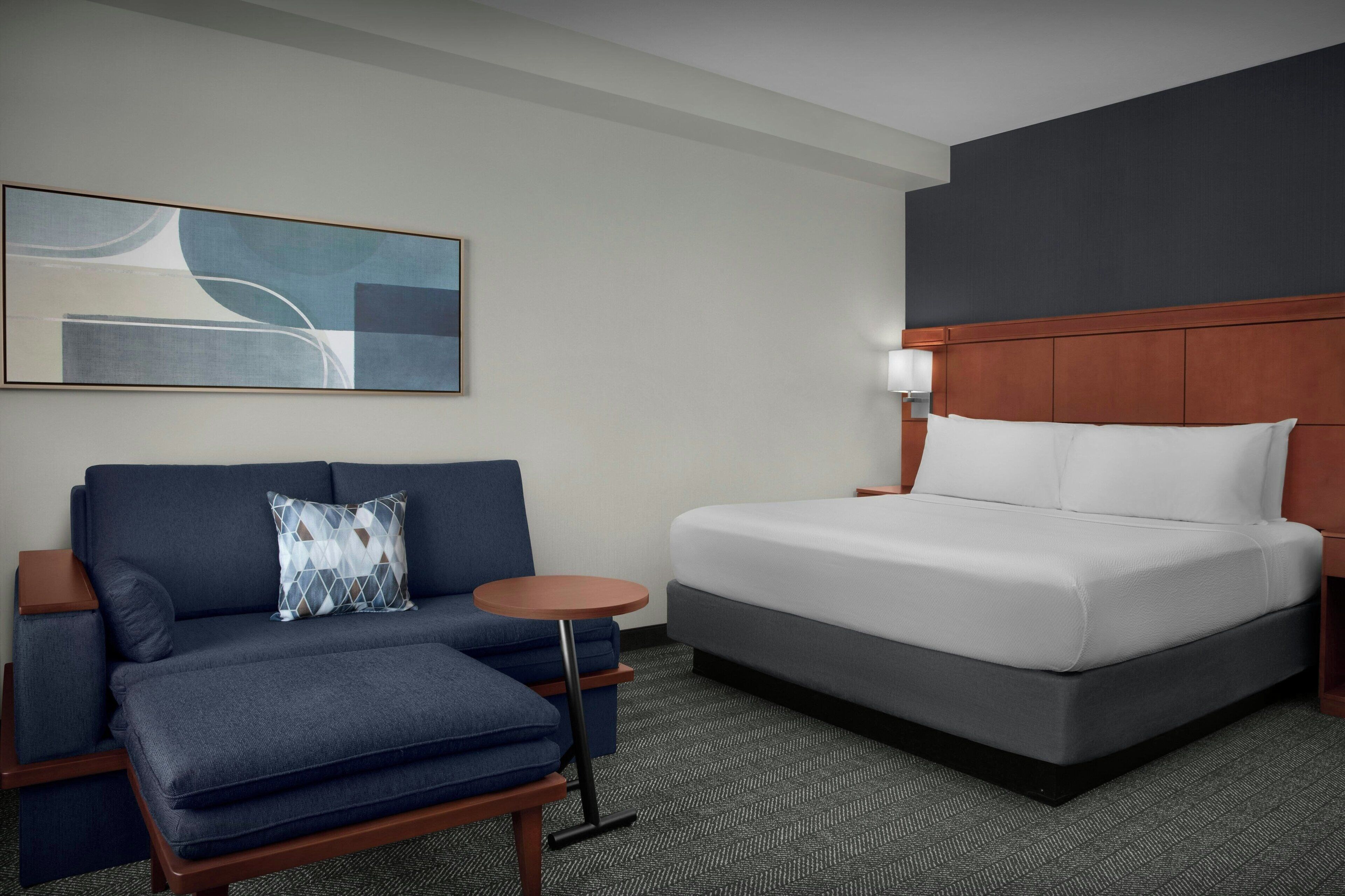 Hypo-allergenic bedding, in-room safe, desk, laptop workspace