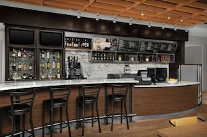 Bar (en la propiedad)