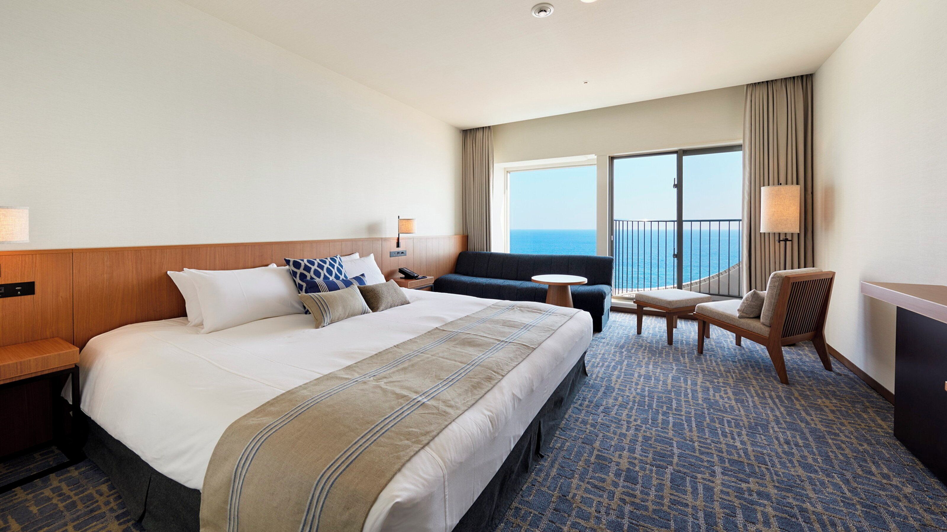 In-room safe, desk, free WiFi, bed sheets