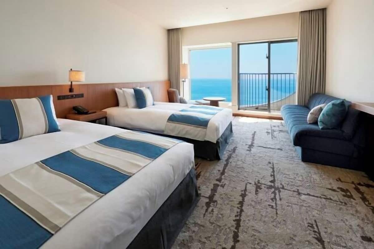In-room safe, desk, free WiFi, bed sheets