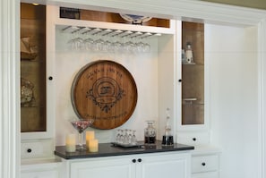 Interior - The Old Manse Inn (Brewster)