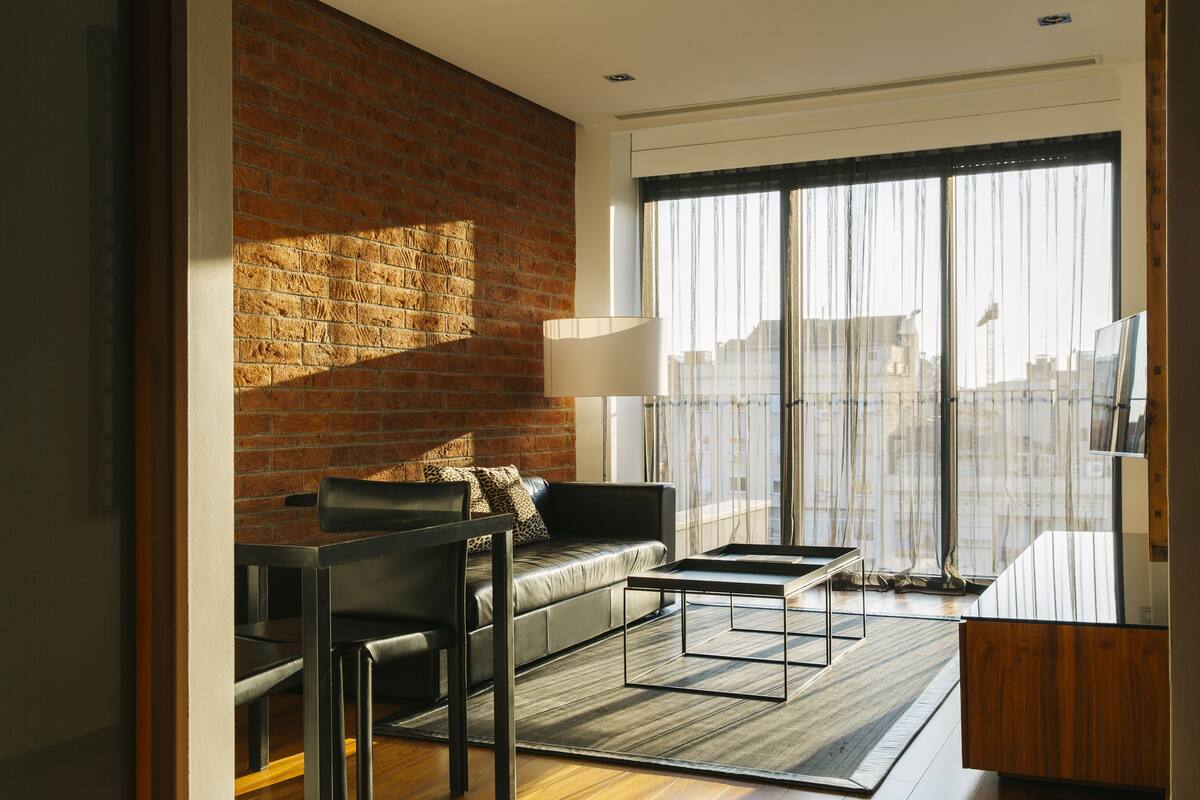 Deluxe Apartment | 高級寢具、羽絨被、迷你吧、房內夾萬