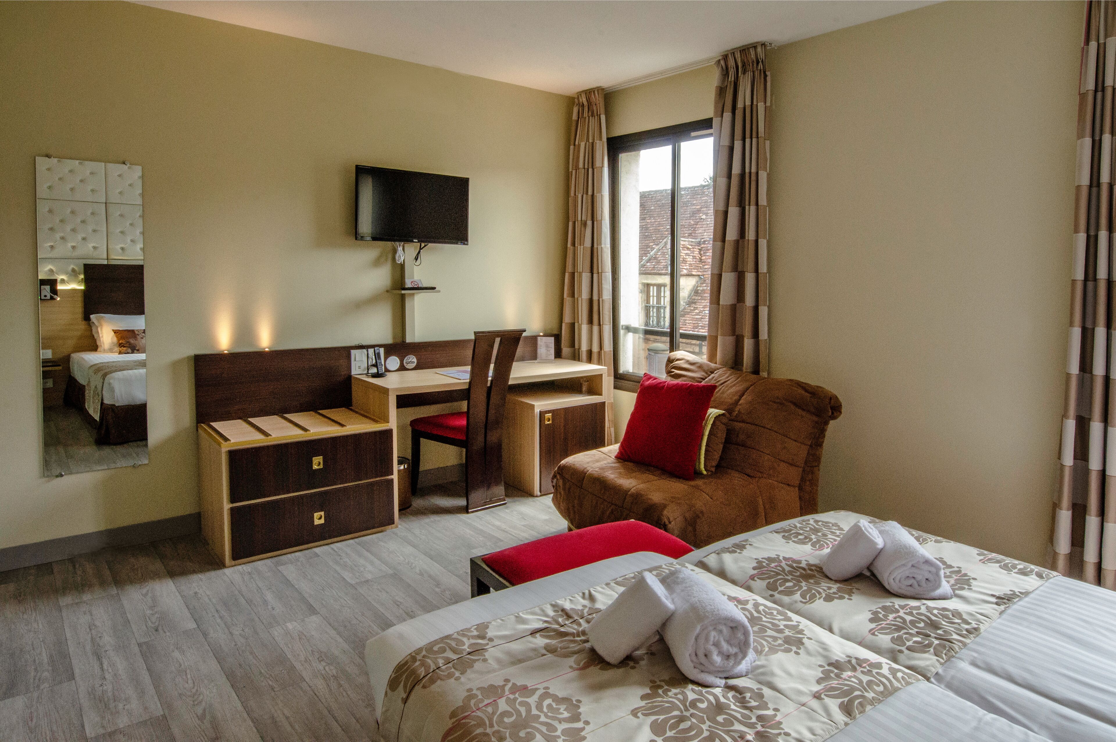 Foto - Au Grand Hôtel de Sarlat - Pavillon de SELVES