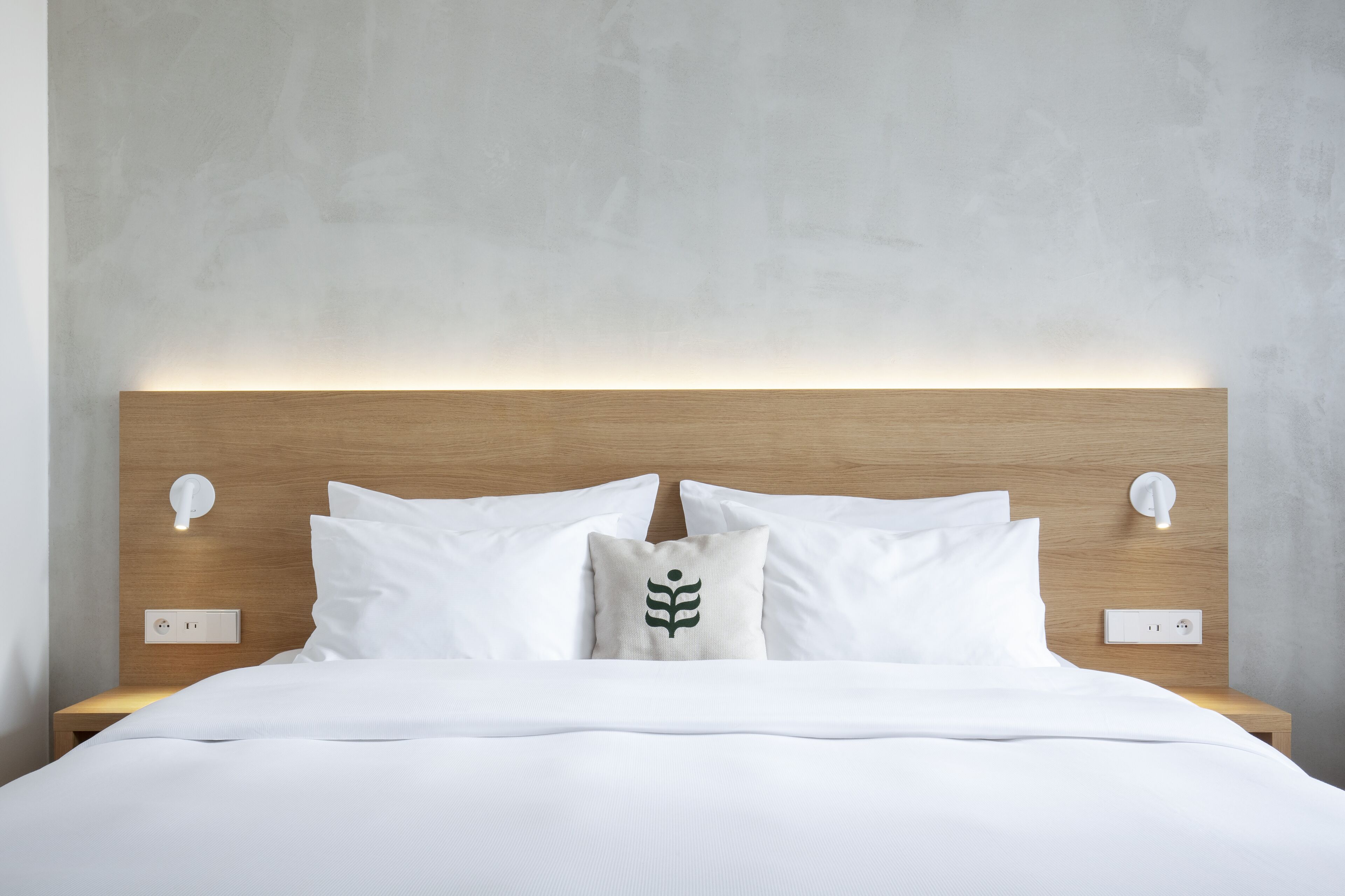 1 bedroom, hypo-allergenic bedding, in-room safe, desk