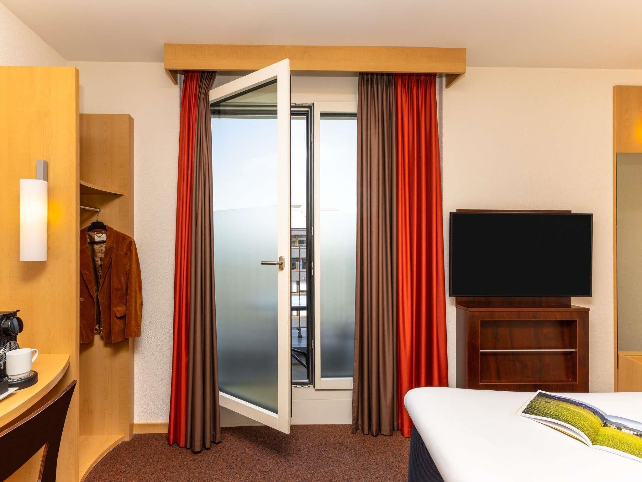 Chambre Double Confort, 1 lit double, balcon