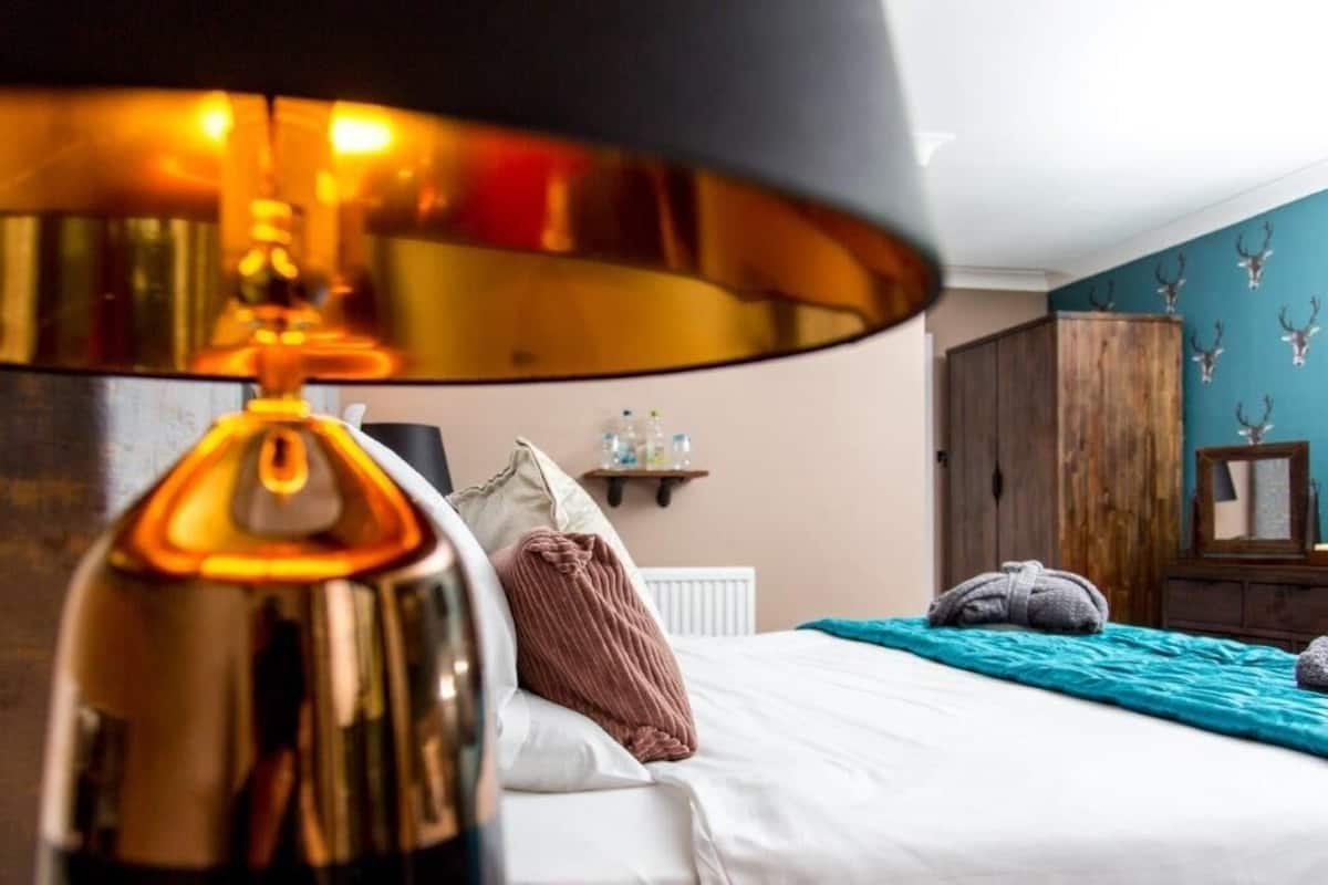 Deluxe Room, 1 Double Bed, Non Smoking, Balcony (with Sofabed) | Premium bedding, desk, blackout drapes, iron/ironing board