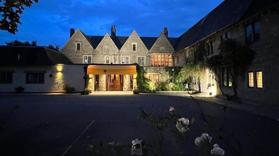 Cricklade House Hotel, Sure Hotel Collection by Best Western