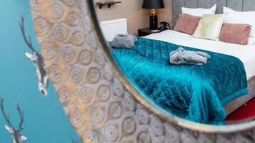 Deluxe Room, 1 Double Bed, Non Smoking, Balcony (with Sofabed) | Premium bedding, desk, blackout curtains, iron/ironing board