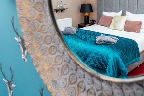 Deluxe Room, 1 Double Bed, Non Smoking, Balcony (with Sofabed) | Premium bedding, desk, blackout drapes, iron/ironing board - Cricklade House Hotel, Sure Hotel Collection by Best Western (Swindon)