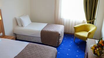 1 slaapkamer, luxe beddengoed, een kluis op de kamer, een bureau