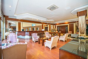 TV -  Anemon Kent Ege Otel  (Izmir)