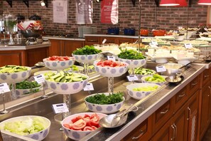 Desayuno buffet incluido todos los días