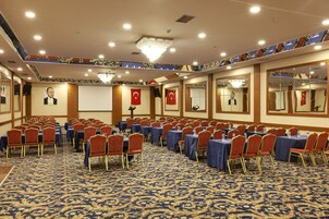 Toplantı salonu/imkânları