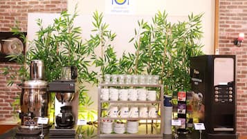 包每日自助早餐