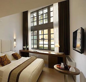 Duplex | Down comforters, minibar, in-room safe, desk - Al Canal Regio (Venice)