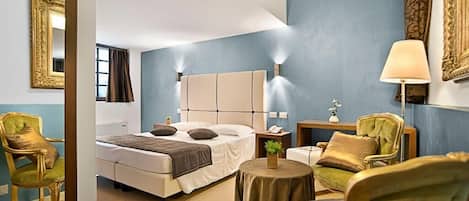 1 bedroom, down comforters, minibar, in-room safe