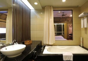 Unclassified image, 3 of 81, button - Huaxia Pearl Hotel (Foshan)