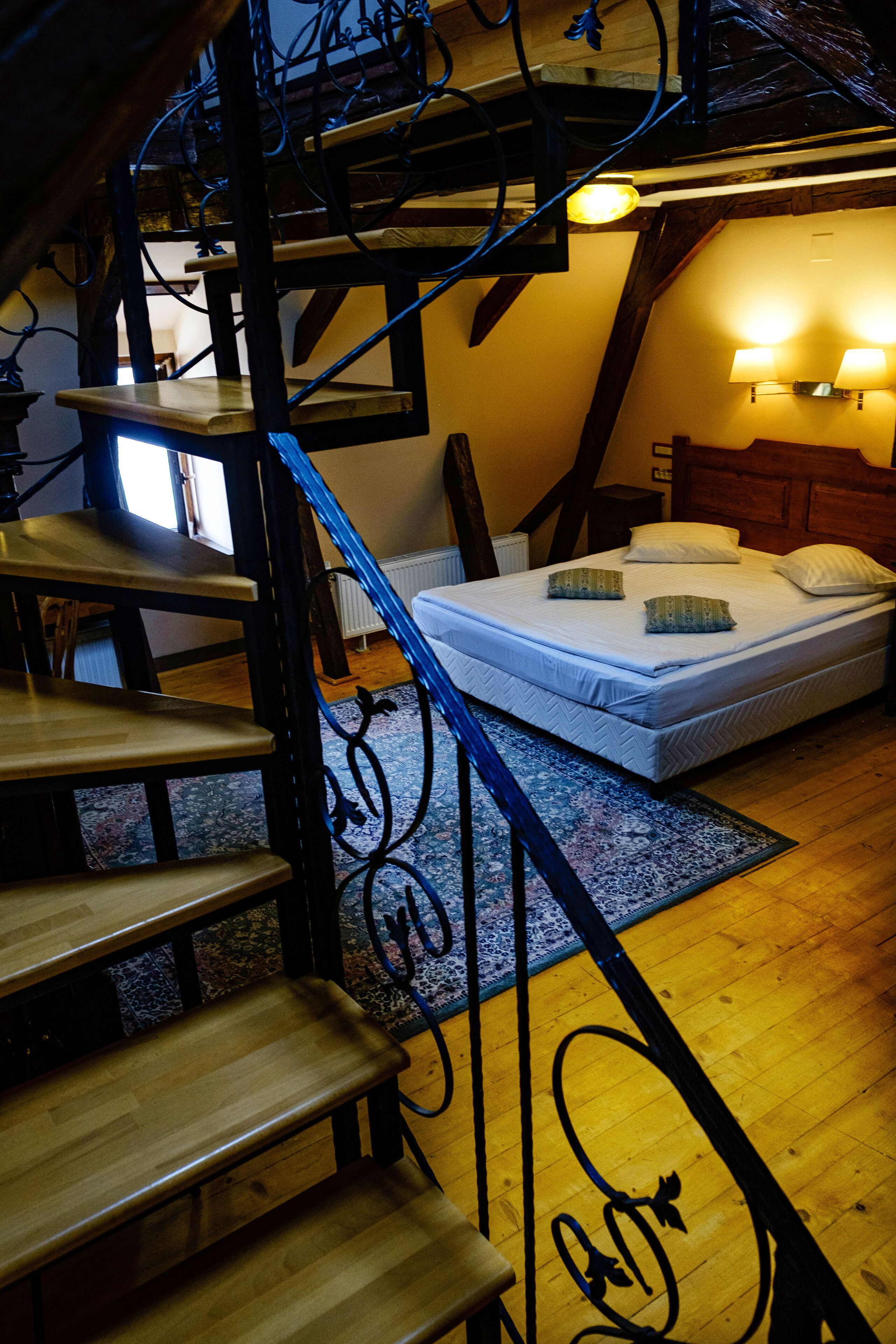 deluxe double room | premium bedding, minibar, desk, iron/ironing board