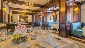 Breakfast, lunch and dinner served - Hotel Snagov Club (Snagov)