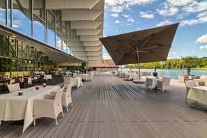 Terrace/patio - Hotel Snagov Club (Snagov)