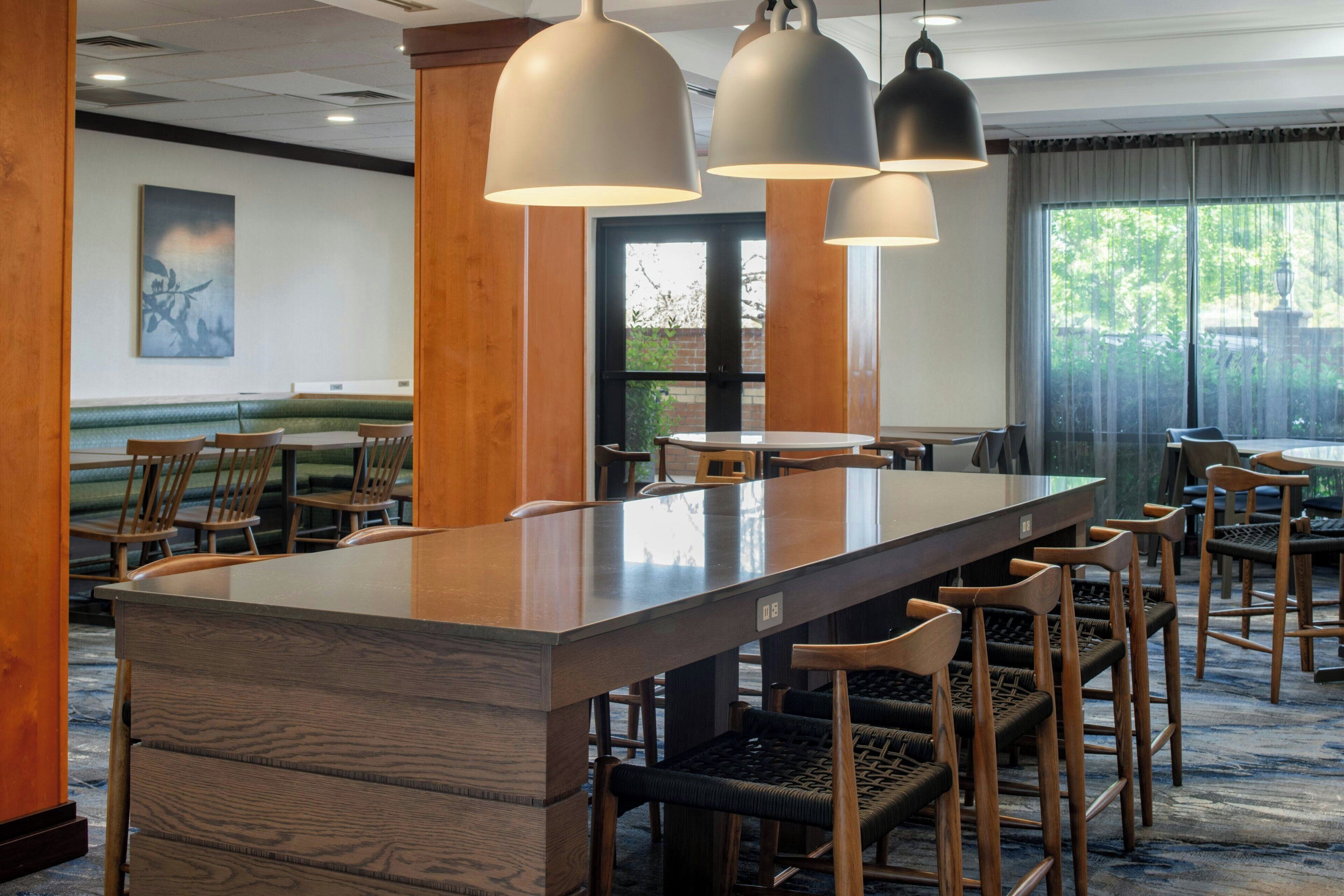 Free daily continental breakfast 