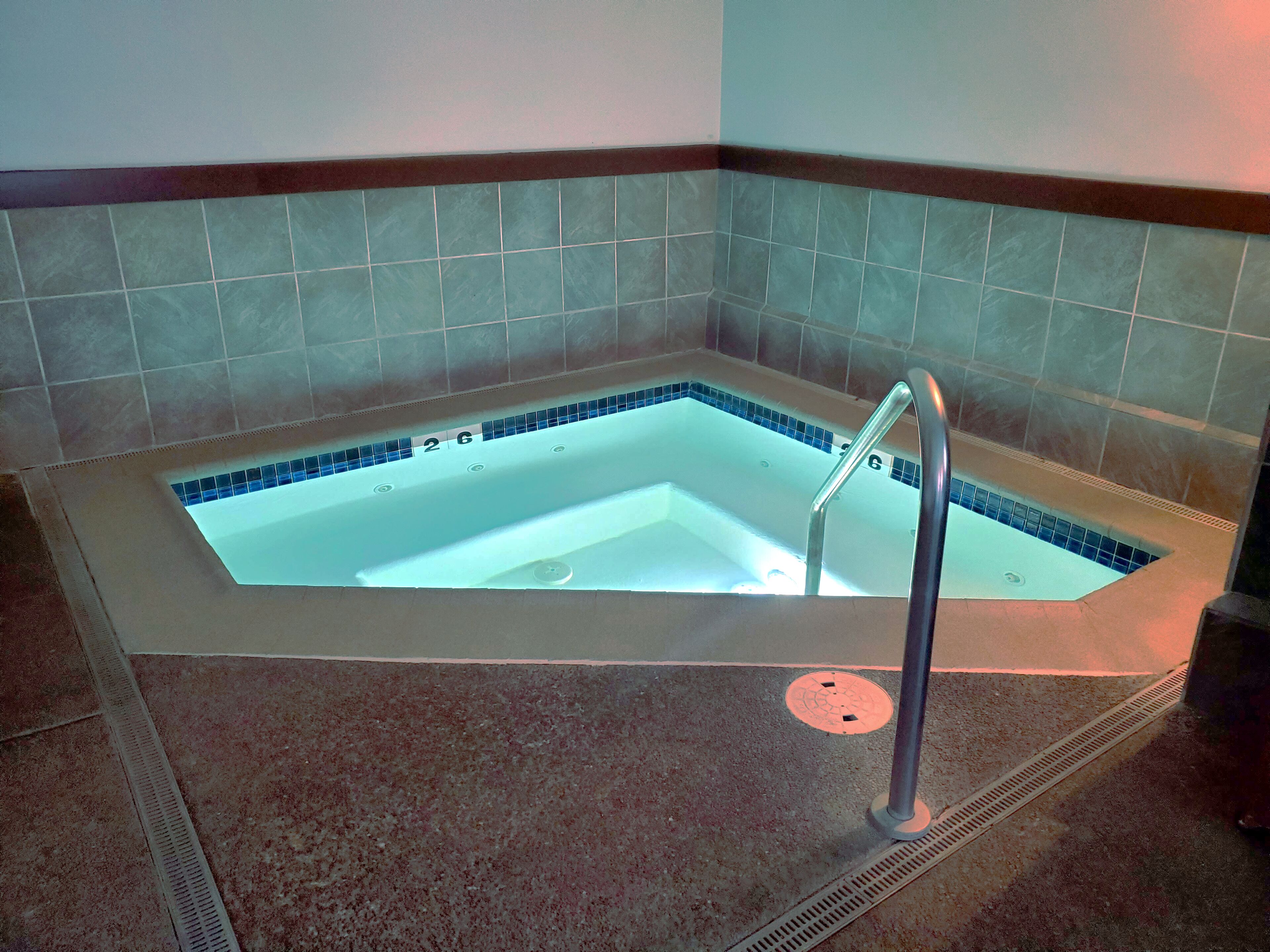indoor spa tub