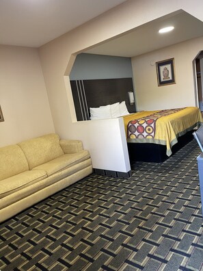 Room | Individually decorated, individually furnished, iron/ironing board - New Hampshire Inn (West Memphis)