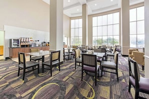 Free continental breakfast