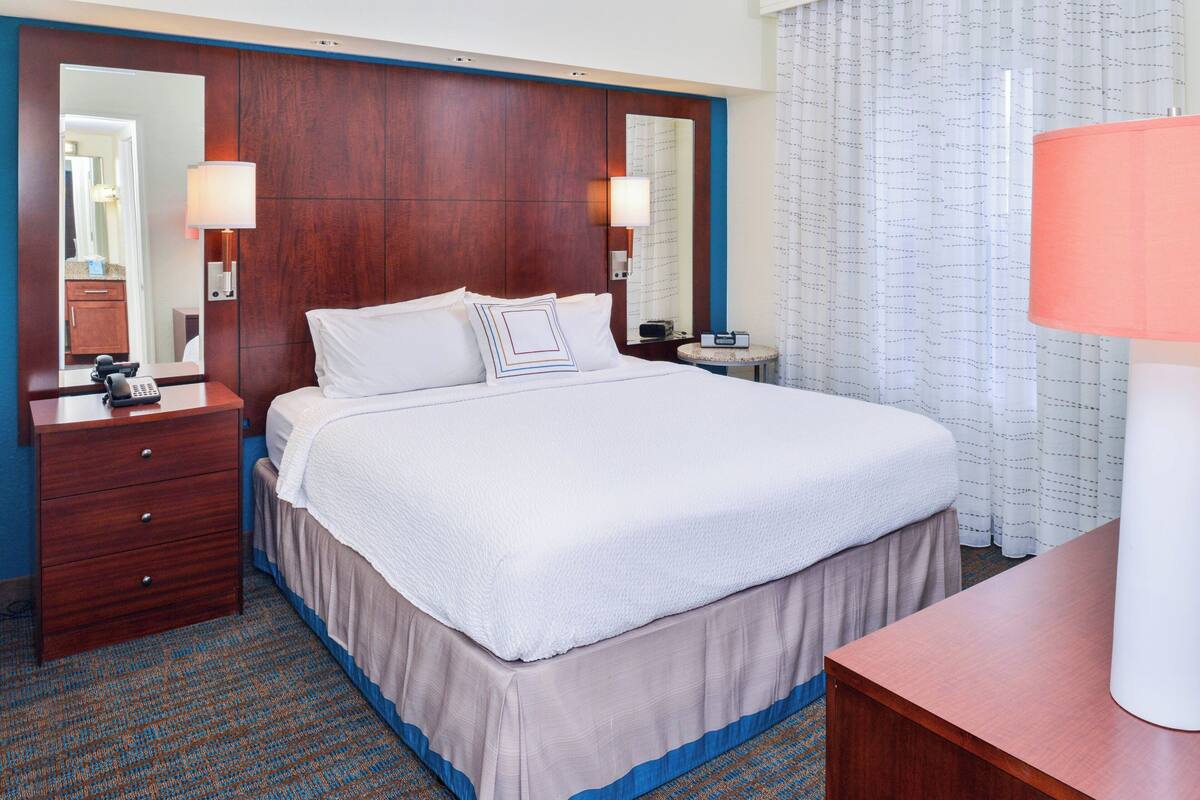 premium bedding, desk, iron/ironing board, free cots/infant beds