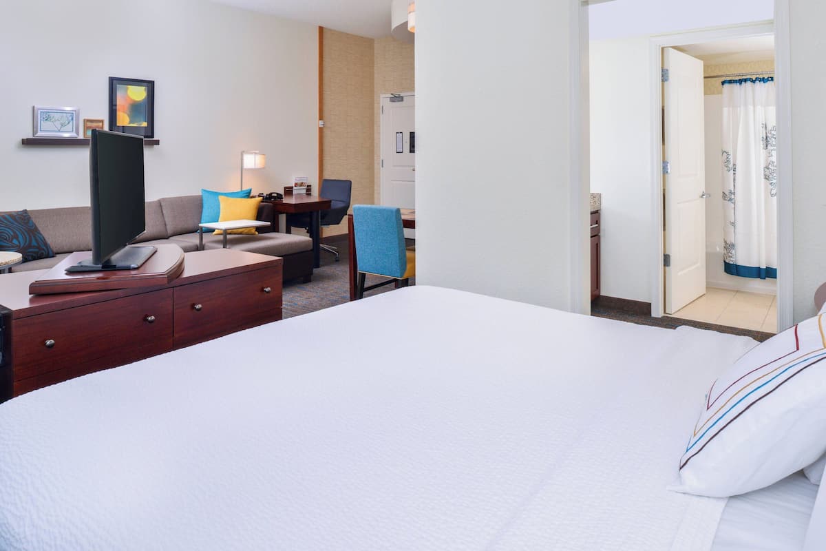 1 bedroom, premium bedding, desk, iron/ironing board