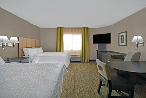 Desk, blackout drapes, iron/ironing board, free cribs/infant beds - Candlewood Suites Sumter by IHG (Sumter)