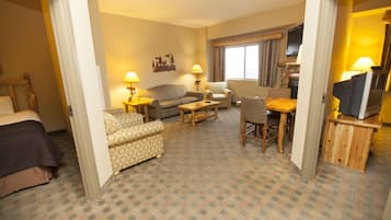 In-room safe, iron/ironing board, Internet, bed sheets