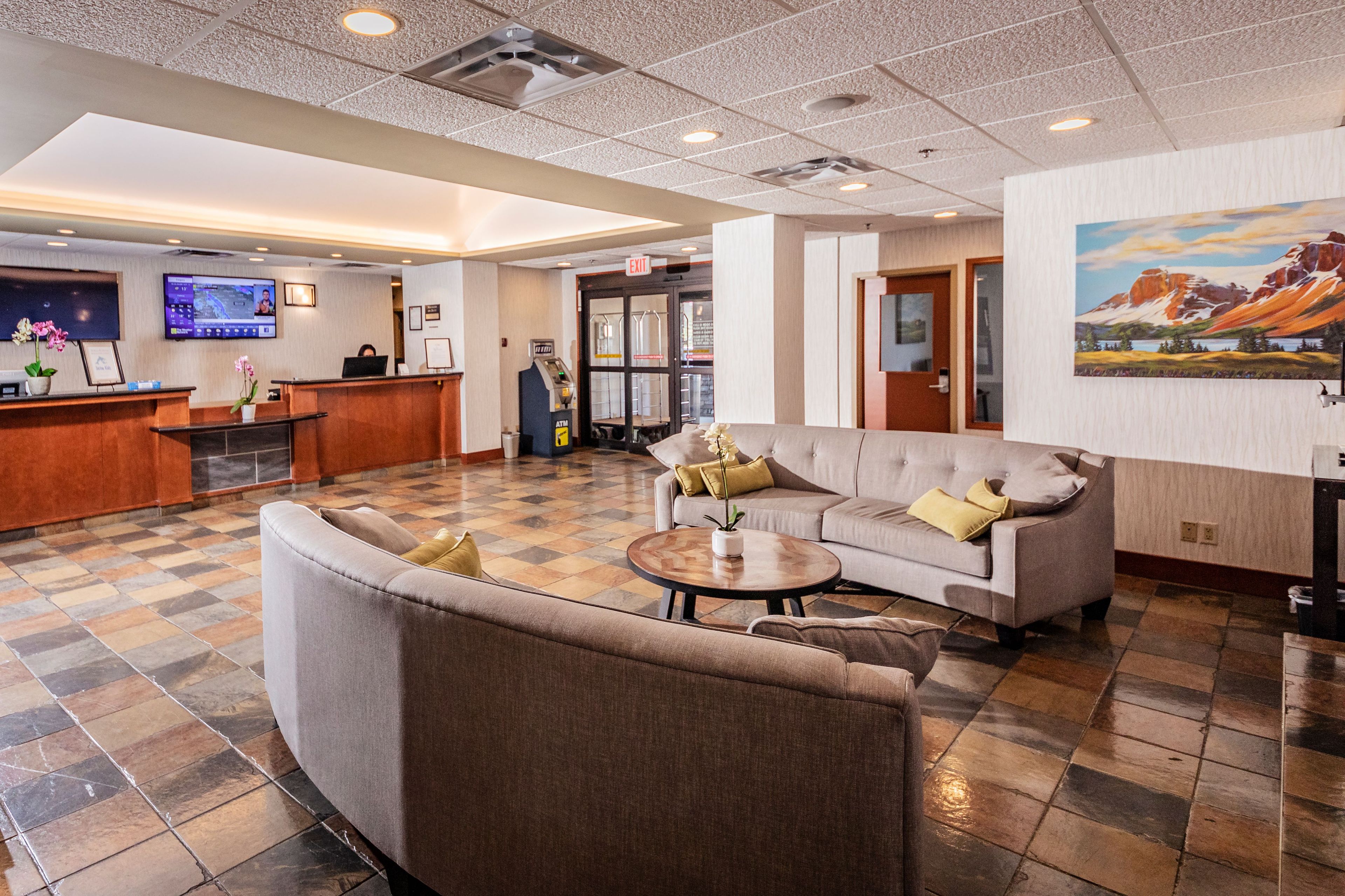 Photo - Service Plus Inns and Suites Calgary