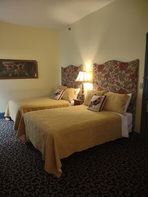 Traditional Room, 2 Double Beds