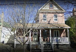 Entrada de la propiedad