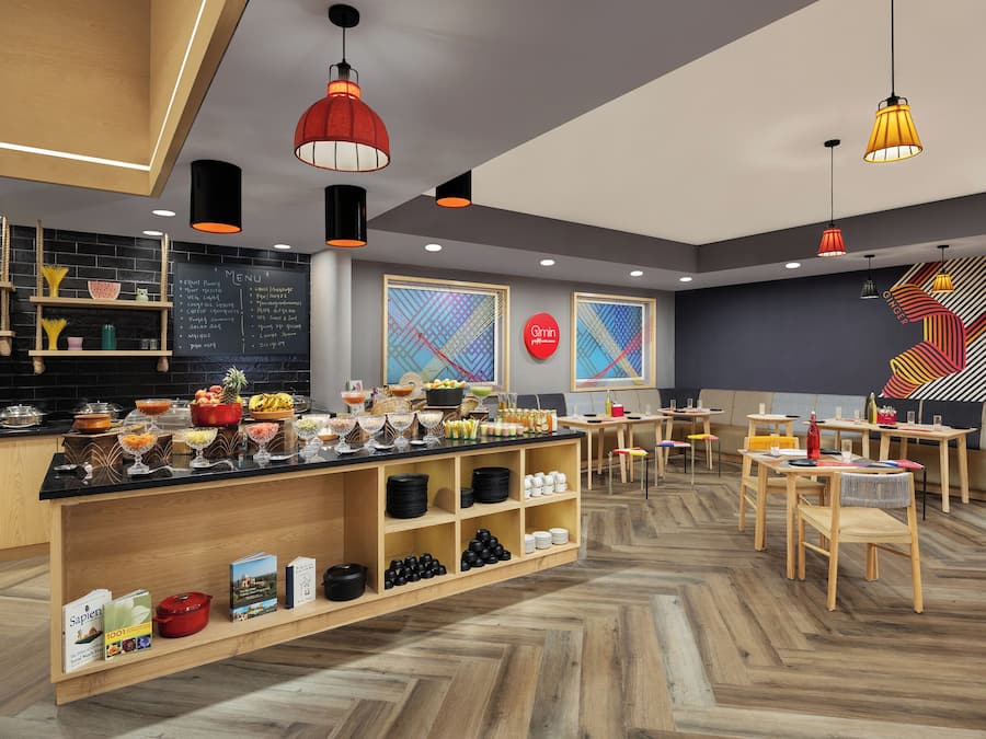 Breakfast, lunch and dinner served