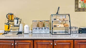 Free daily buffet breakfast