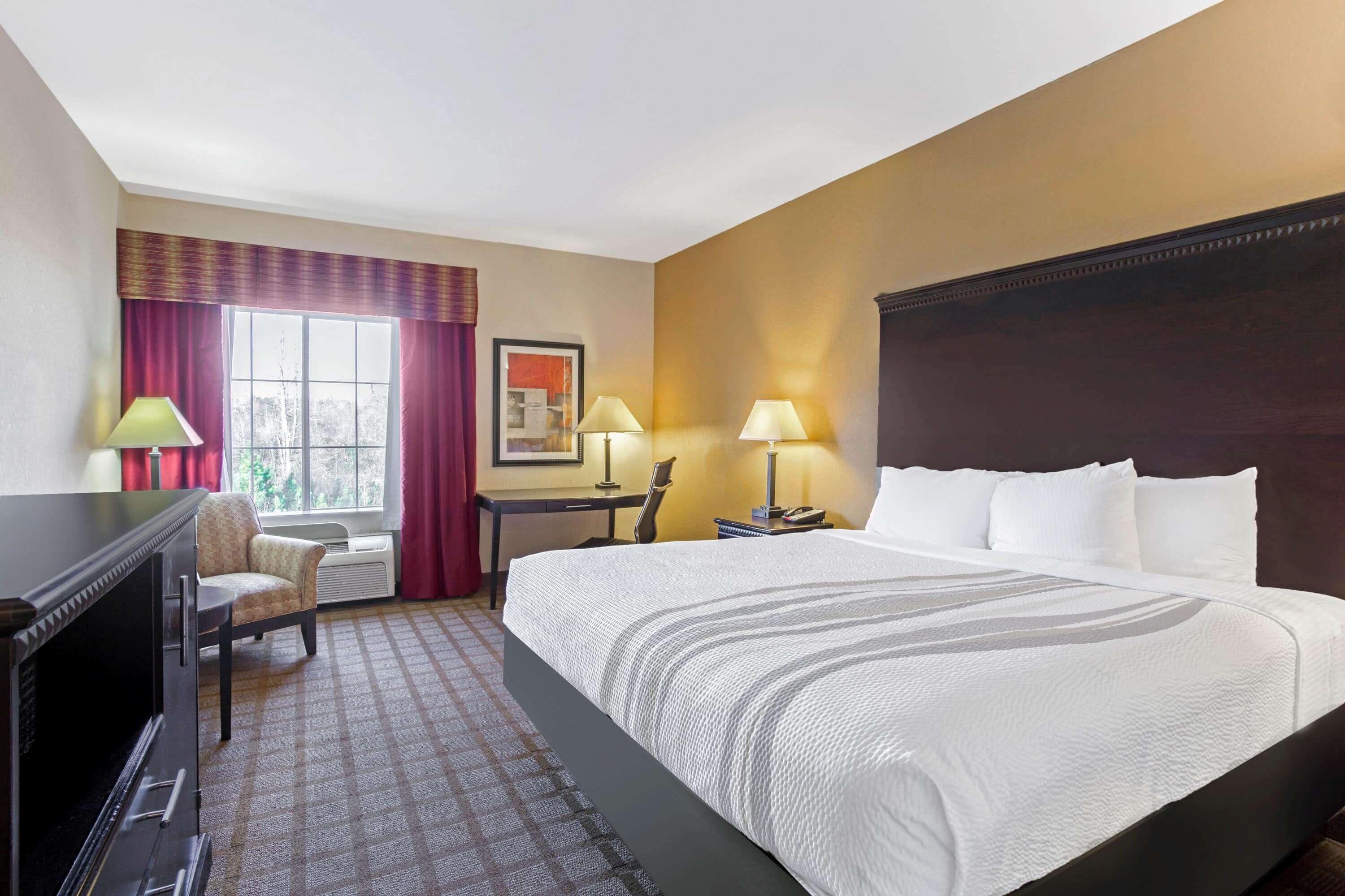 Habitación, 1 cama de matrimonio grande, no fumadores | Ropa de cama de alta calidad y colchones con acolchado adicional