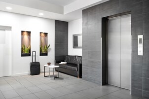 Sala de estar en el lobby