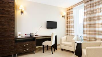 Premium bedding, in-room safe, soundproofing, iron/ironing board